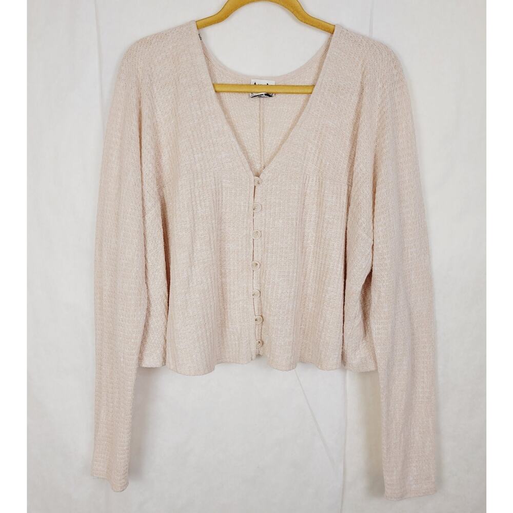 Arula tan waffle knit button front top Size B/2X Minimal Preppy Casual Soft Girl